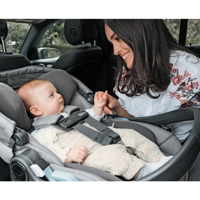 Peg Perego Primo Viaggio Lounge Car Seat - Licorice 10 Peg Perego Primo Viaggio Lounge Car Seat - Licorice - Image 8