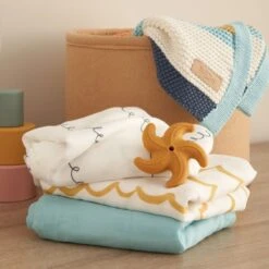 Tutti Bambini Newborn Bundle - Our Planet 11 Tutti Bambini Newborn Bundle - Our Planet -Baby Products Store 2 muslin swaddles wraps our plan 1