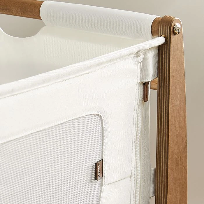 SnuzPod4 Bedside Crib (The Natural Edit) - Walnut 7 SnuzPod4 Bedside Crib (The Natural Edit) - Walnut - Image 5