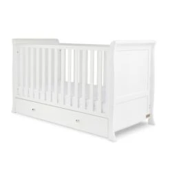 Ickle Bubba Snowdon Classic Cot Bed - White