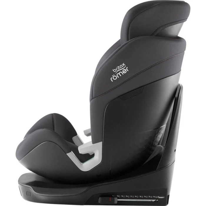 Britax SWIVEL Car Seat - Midnight Grey 6 Britax SWIVEL Car Seat - Midnight Grey - Image 4