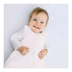 Ergobaby On The Move Sleep Bag Size M 1.0 Tog - Daisies 7 Ergobaby On The Move Sleep Bag Size M 1.0 Tog - Daisies -Baby Products Store daisies 3