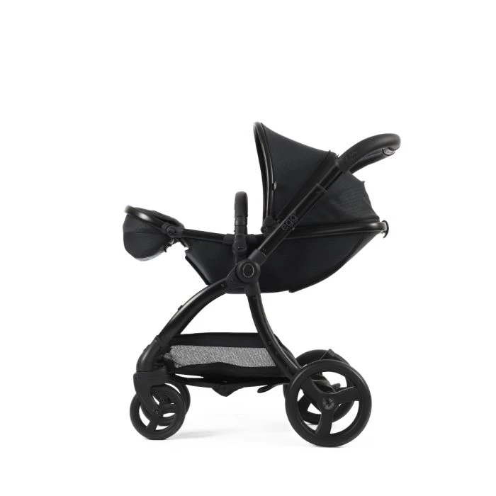 Egg3 Luxury Pushchair And Shell I-Size Special Edition Bundle - Houndstooth Black 7 Egg3 Luxury Pushchair And Shell I-Size Special Edition Bundle - Houndstooth Black - Image 5