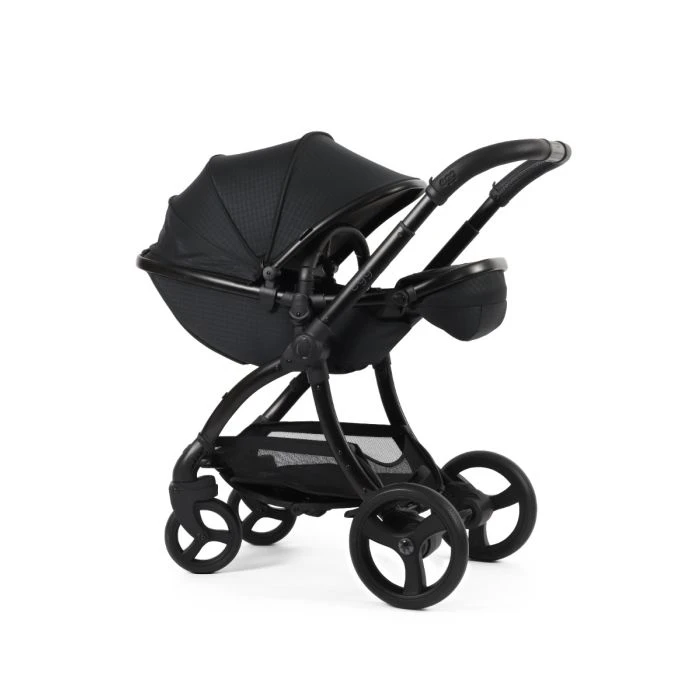 Egg3 Luxury Pushchair And Shell I-Size Special Edition Bundle - Houndstooth Black 11 Egg3 Luxury Pushchair And Shell I-Size Special Edition Bundle - Houndstooth Black - Image 9