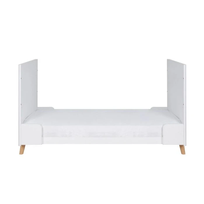 Tutti Bambini Fika 3 Piece Furniture Set - White & Light Oak 6 Tutti Bambini Fika 3 Piece Furniture Set - White & Light Oak - Image 4