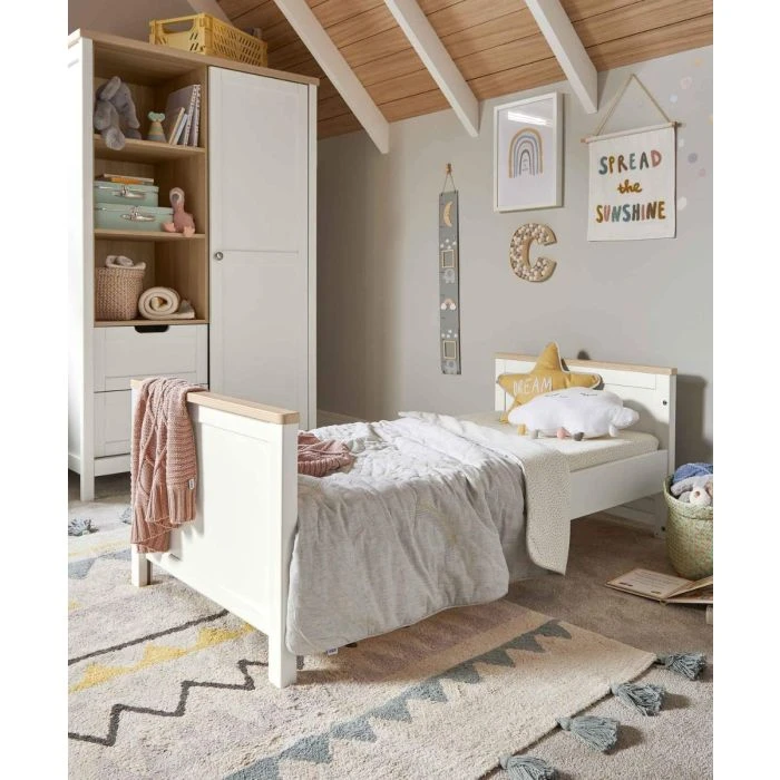 Mamas & Papas Harwell 3 Piece Cot Bed Range - White/Oak 5 Mamas & Papas Harwell 3 Piece Cot Bed Range - White/Oak - Image 3